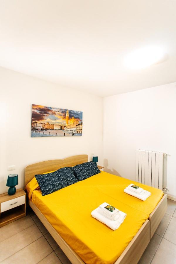 Apartamento Casa R&R *10' A Piedi Da Piazza Del Campo*! Siena Exterior foto